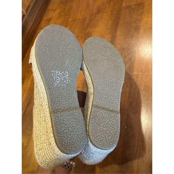 Woman’s Skechers  leather wedge sandals size 8 - Picture 5 of 7